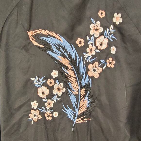 Madden NYC black satin floral embroidered jacket Size medium Y2K Boho Cottage - Picture 5 of 8